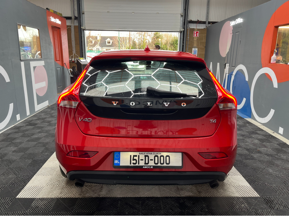 2015 Volvo V40 €11950 2015 VOLVO V40 T4 SE 1.6 AUTOMATIC / CRUISE CONTORL / REVERSE CAMERA / ELECTRIC MEMORY & HEATED SEATS €11,950
