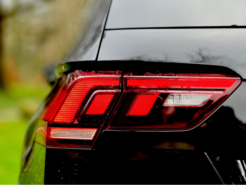 2023 Volkswagen Tiguan - image 47