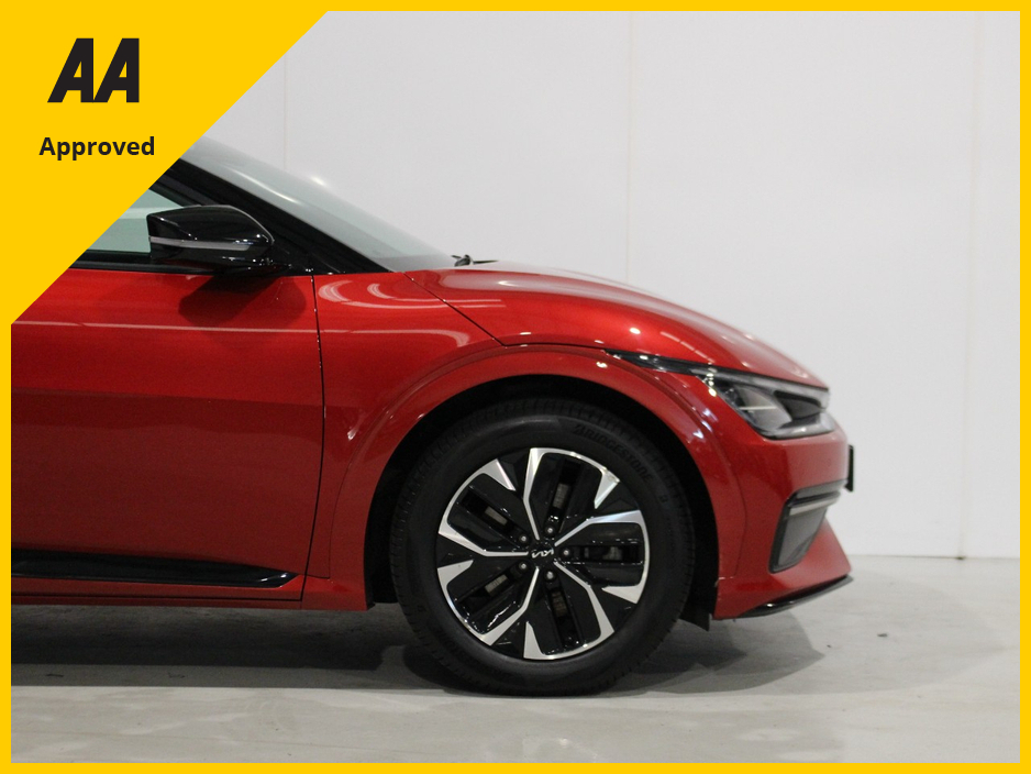 2022 Kia EV6 - image 7