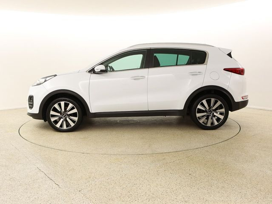 2017 Kia Sportage - image 4