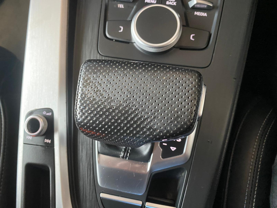 2017 Audi A4 - image 18