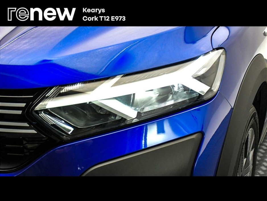 2026 Dacia Sandero Stepway Expression TCe 110 E06X