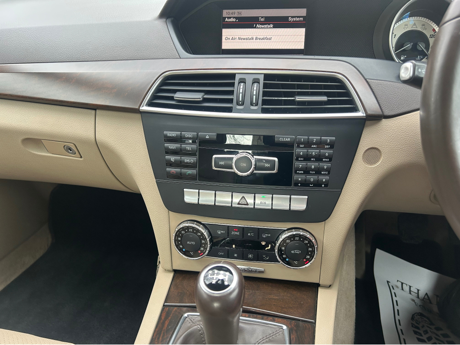 2013 Mercedes-Benz C Class - image 10