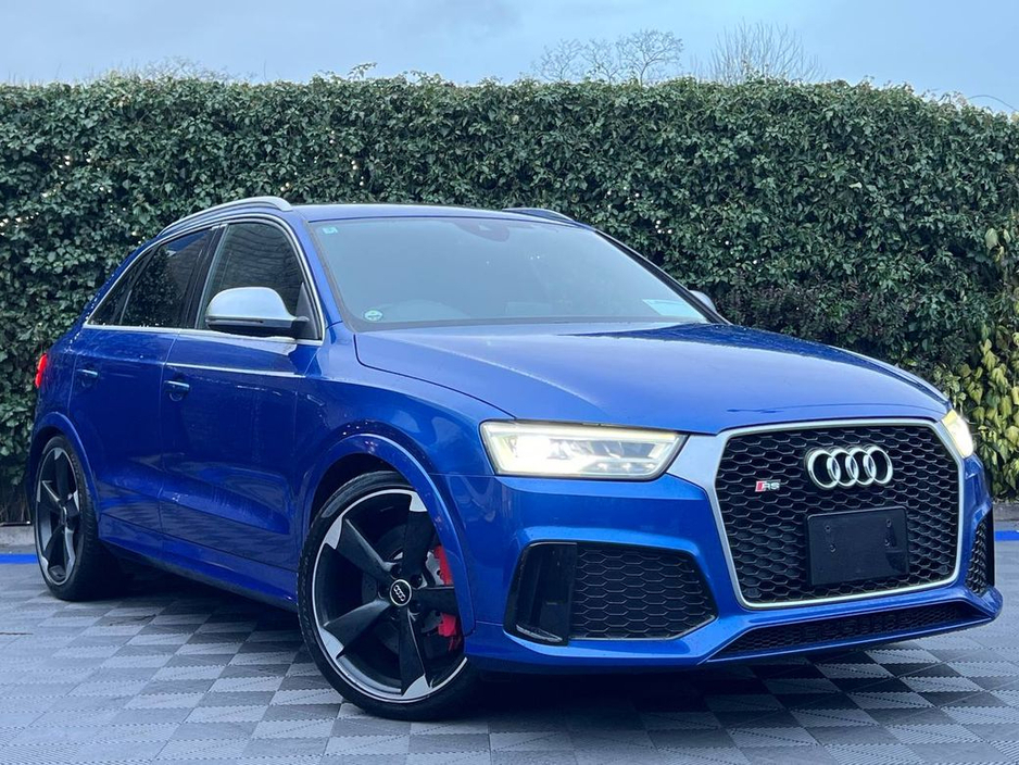 2015 Audi RS Q3 QUATTRO 2.5 TFSI // 340 BHP // BOSE SOUND SYSTEM // HEATED RS SPORT SEATS // BLUETOOTH MUSIC €33,950