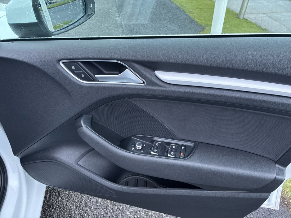 2015 Audi A3 1.4L Petrol Automatic €15,950