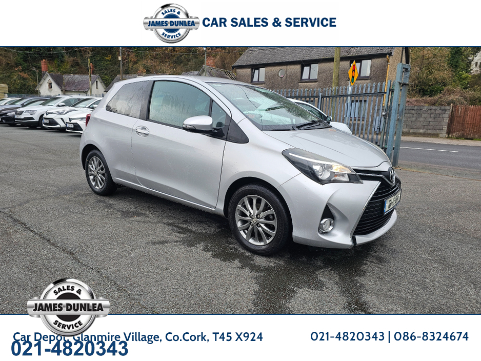 2016 Toyota Yaris - image 2