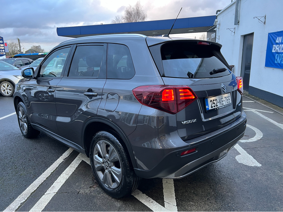 2025 Suzuki Vitara 1.4 B/JET HYBRID MOTION €29,450