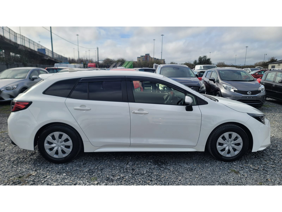 2022 Toyota Corolla - image 4