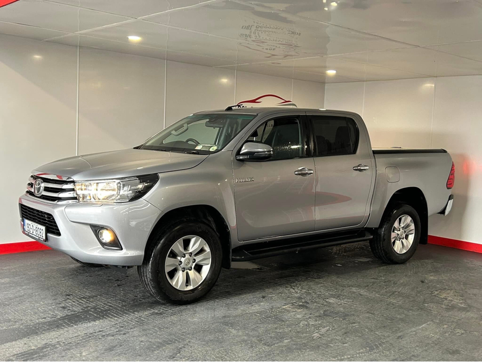 2019 Toyota Hilux - image 12