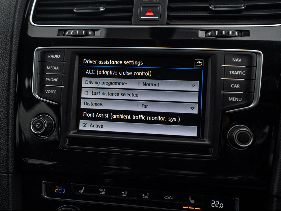 2017 Volkswagen Golf 2017 Golf 1.2tsi HIGHLINE/High spec/1yr warranty €16,888