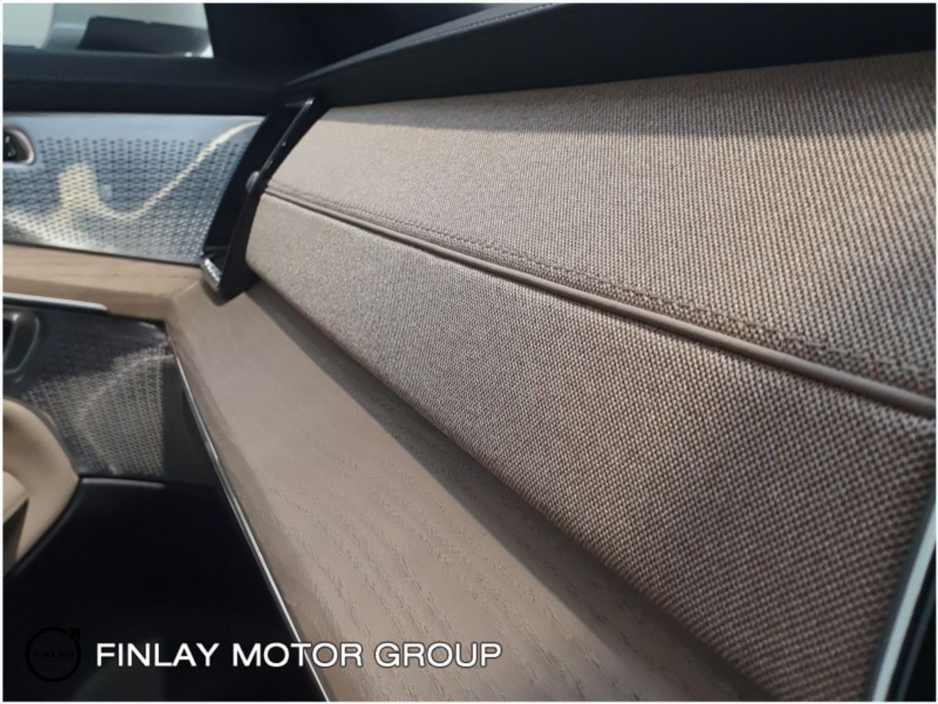 2026 Volvo XC90 - image 28