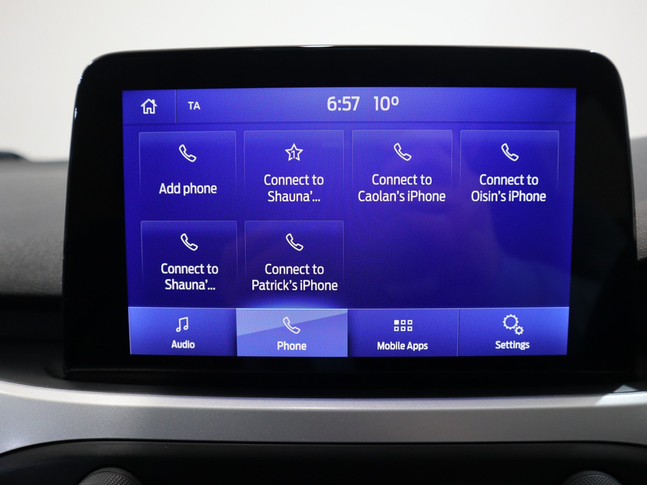 2019 Ford Focus - image 15