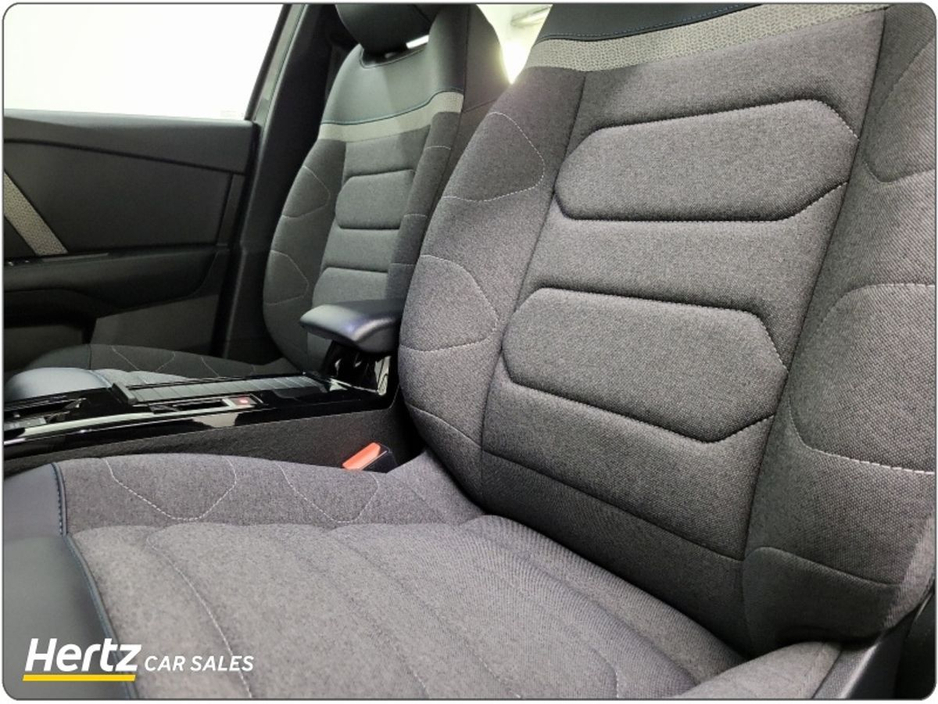 2023 Citroen C4 - image 5