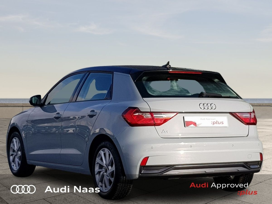 2022 Audi A1 - image 4
