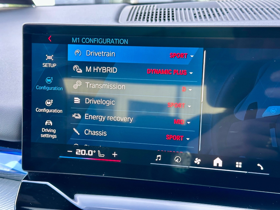 2025 BMW M5 - image 11