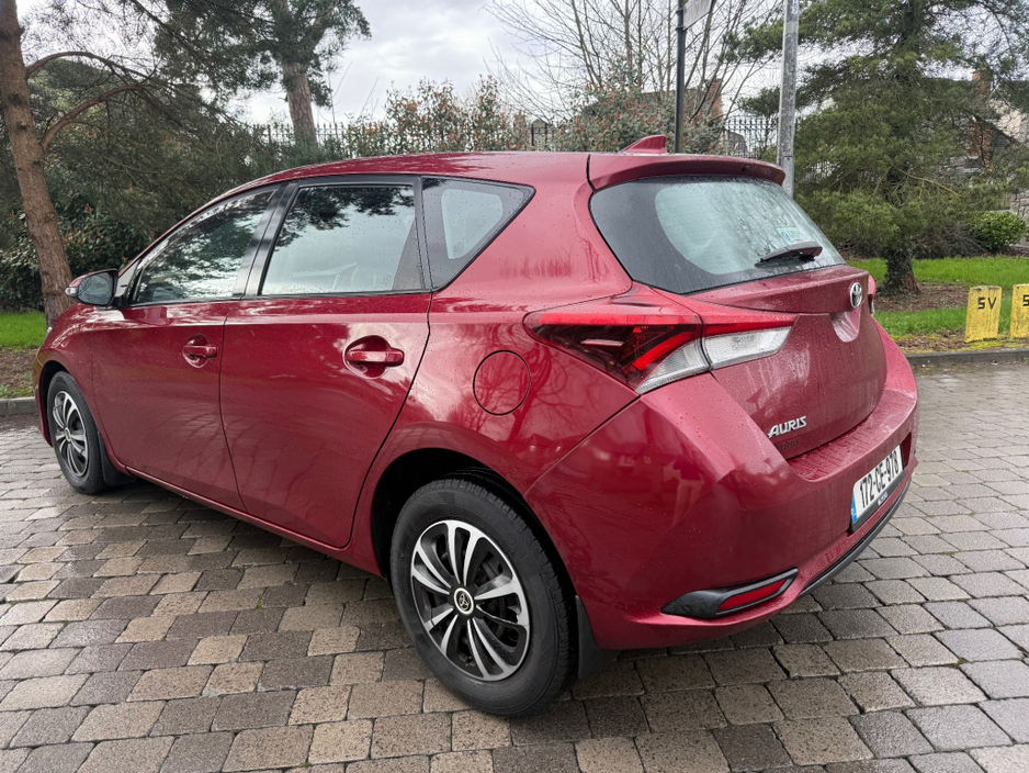 2017 Toyota Auris 1.33 VVT-I ACTIVE TSS 5DR S/S 100BHP €13,950