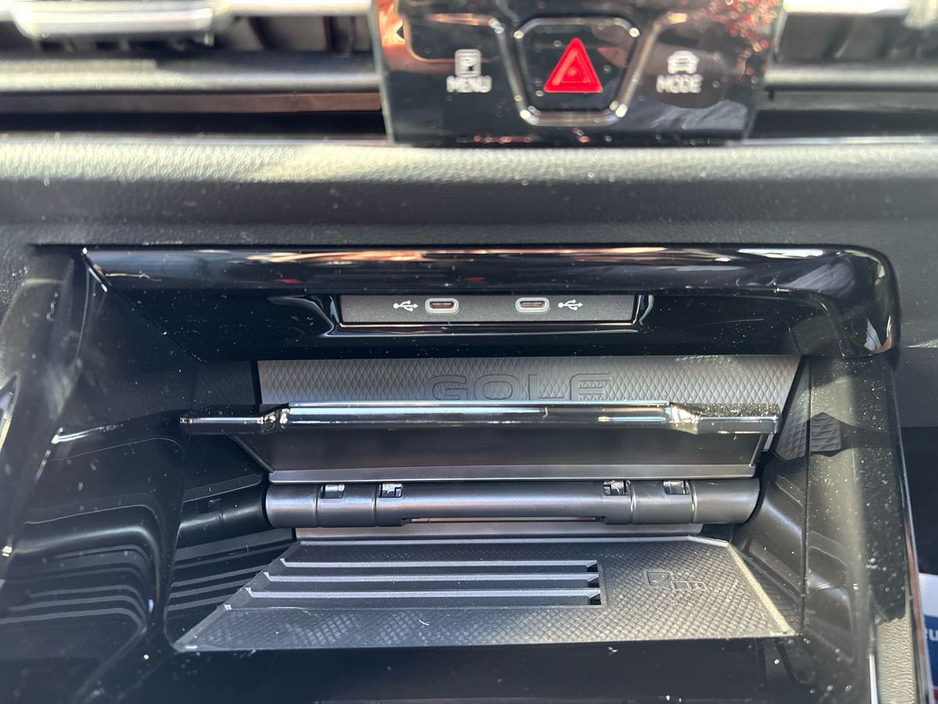 2026 Volkswagen Golf *DEMO* GTI 2.0 TSI 265HP €62,975