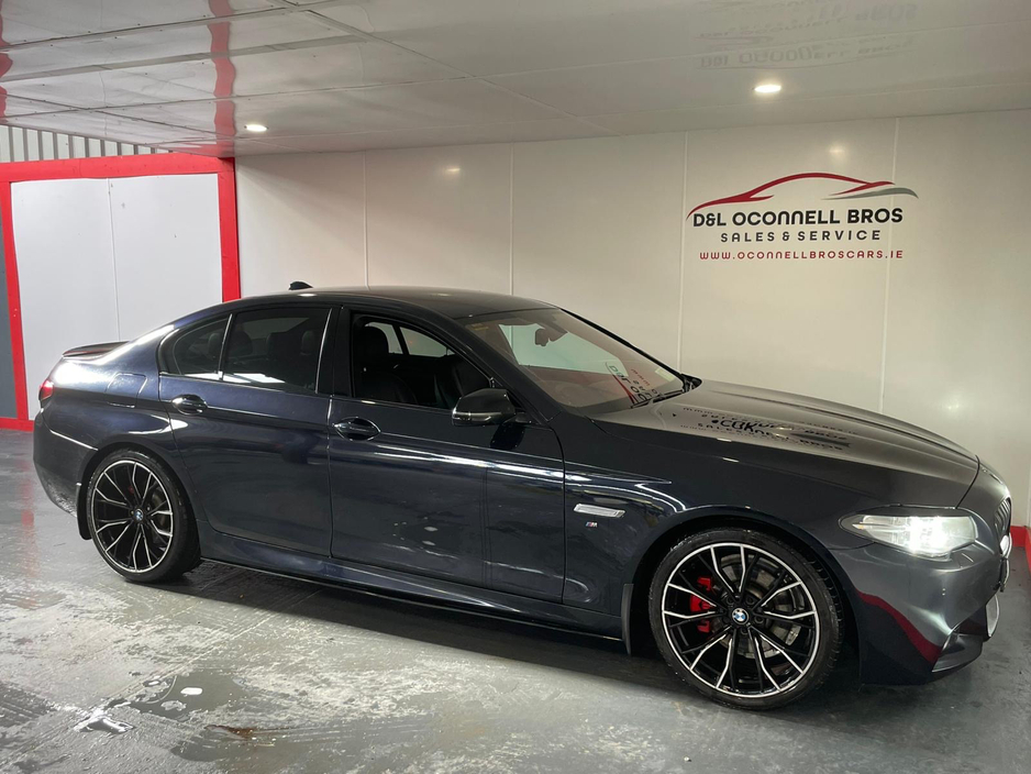 2016 BMW 5 Series - image 9