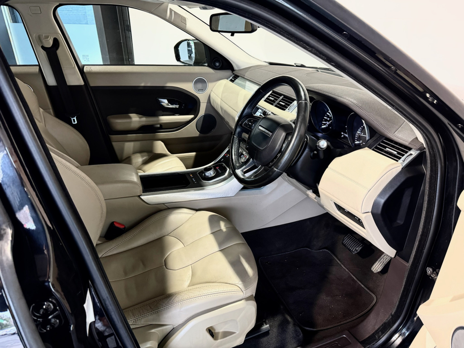 2014 Land Rover Range Rover Evoque - image 8