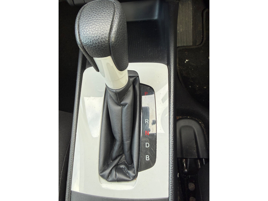 2022 Honda Jazz - image 11