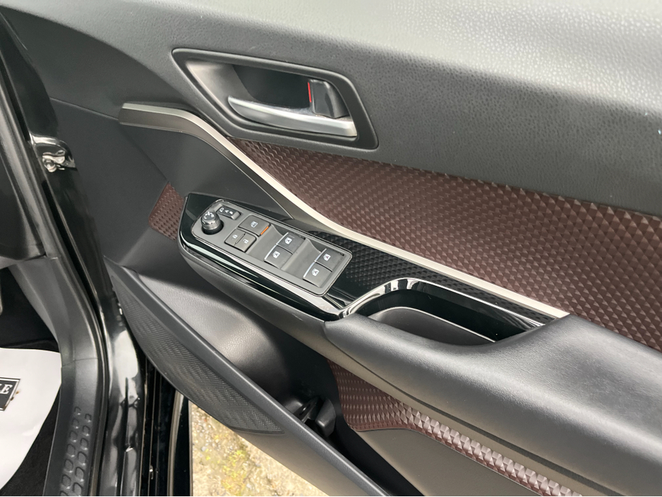 2018 Toyota C-HR 1.8 HYBRID AUTO LOW KM HIGH SPEC