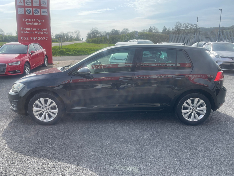 2016 Volkswagen Golf - image 5