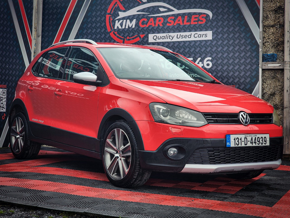 2013 Volkswagen Polo - image 3