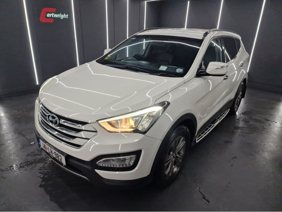 2014 Hyundai Santa Fe - image 25