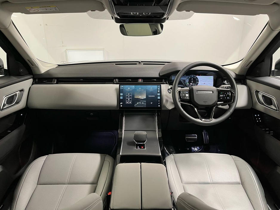 2024 Land Rover Range Rover Velar - image 2