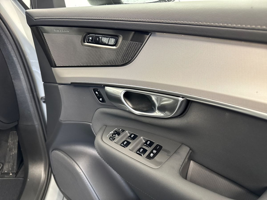 2026 Volvo XC90 T8 BLACK EDITION *IN STOCK* €190 PER WEEK ON PCP €101,395