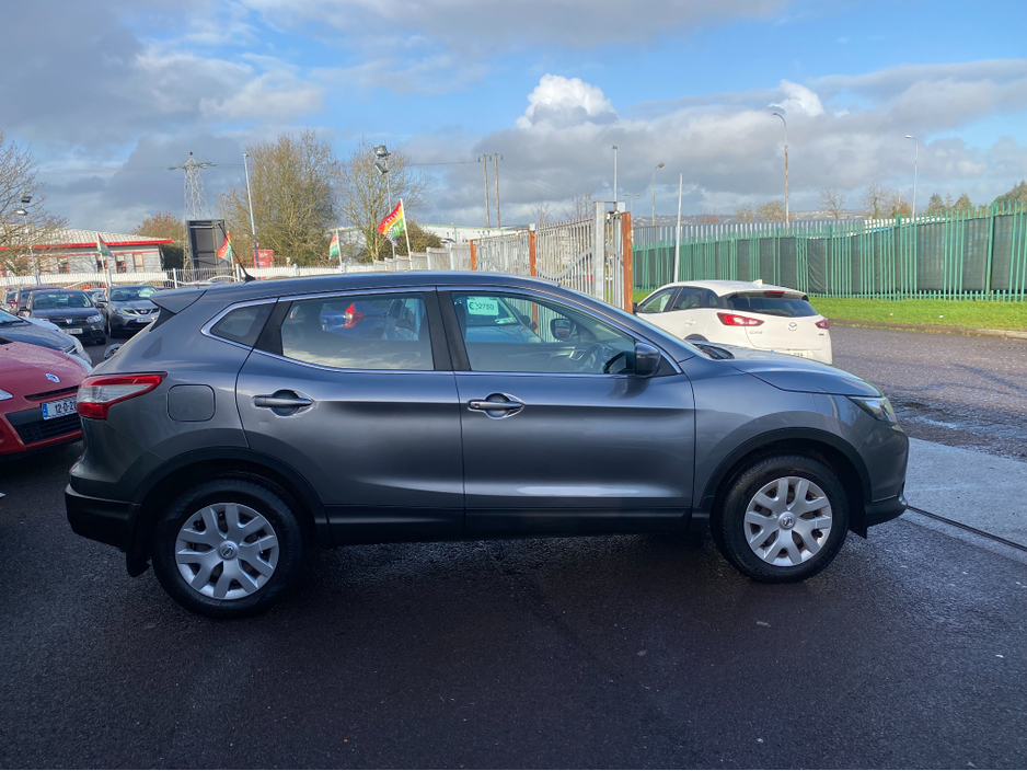 2015 Nissan Qashqai 1.5 DSL XE E6 4DR ONE OWNER CAR €8,500