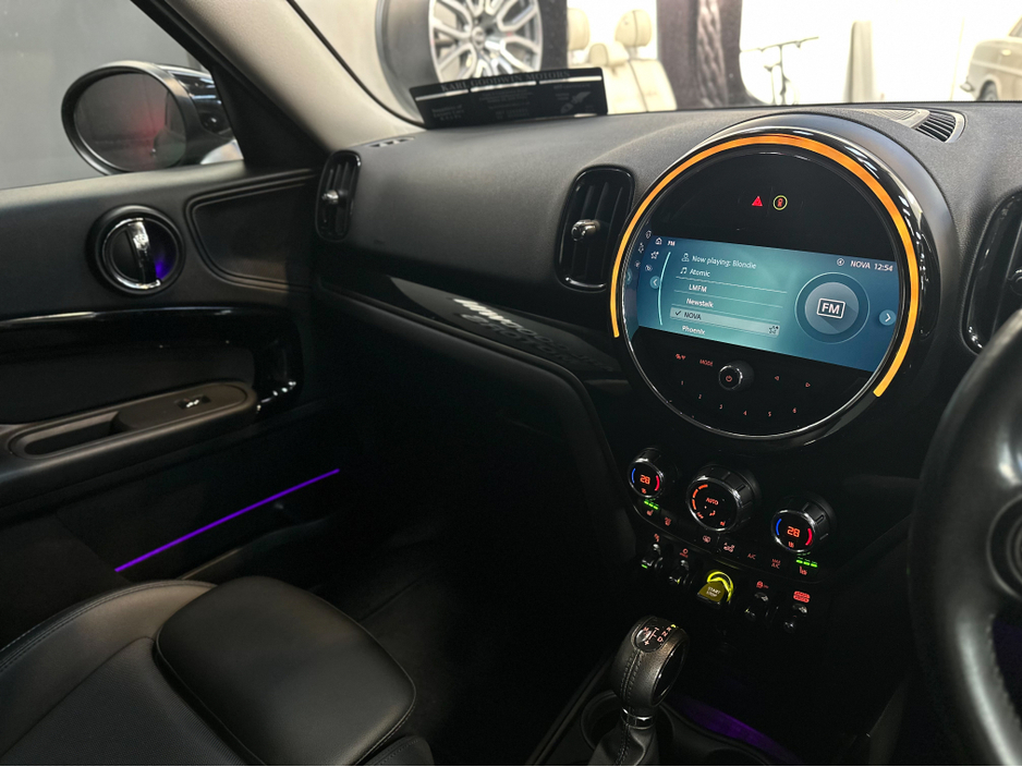 2022 MINI Countryman - image 32