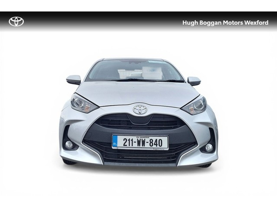 2021 Toyota Yaris - image 5