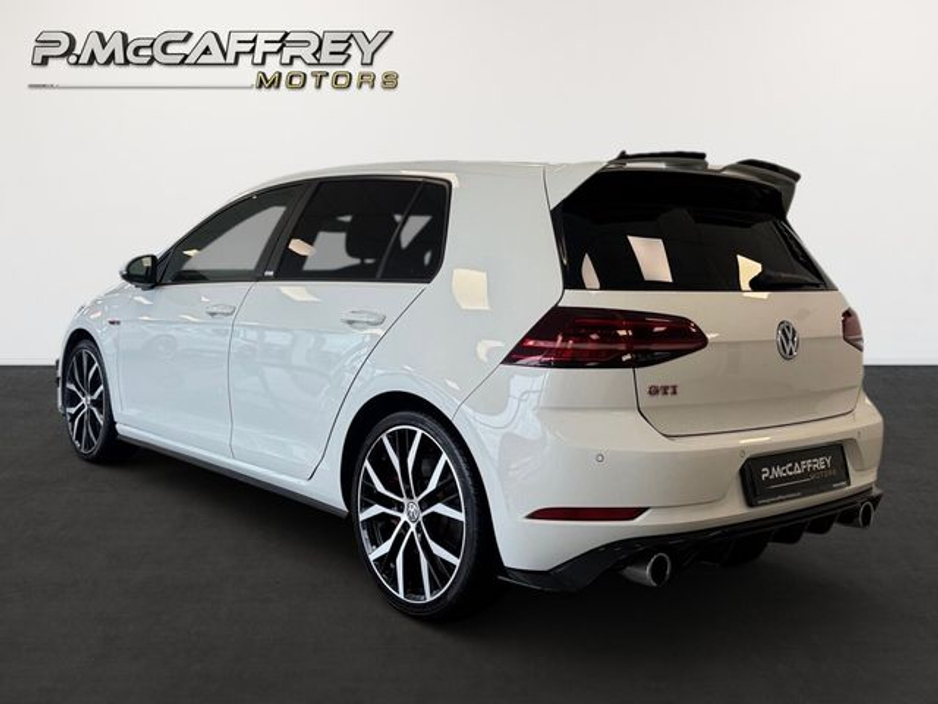 2019 Volkswagen Golf - image 7
