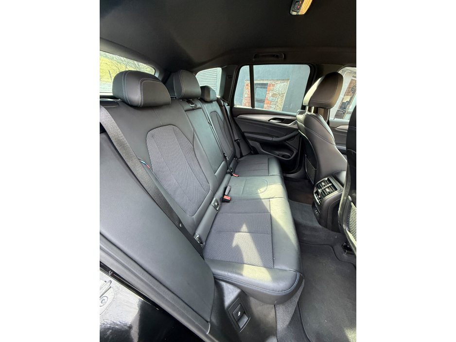 2020 BMW X3 - image 21