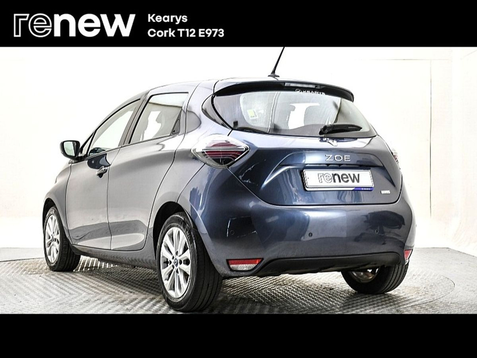 2022 Renault Zoe - image 18
