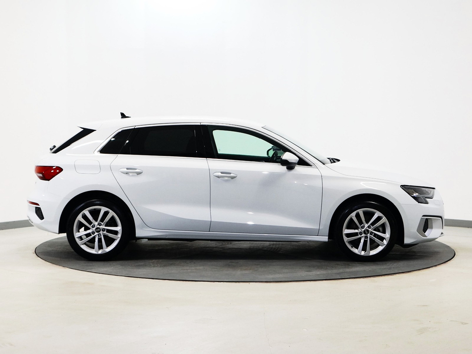 2023 Audi A3 *119* SPORT 40 TFSI E S-A SPORTBACK €30,800