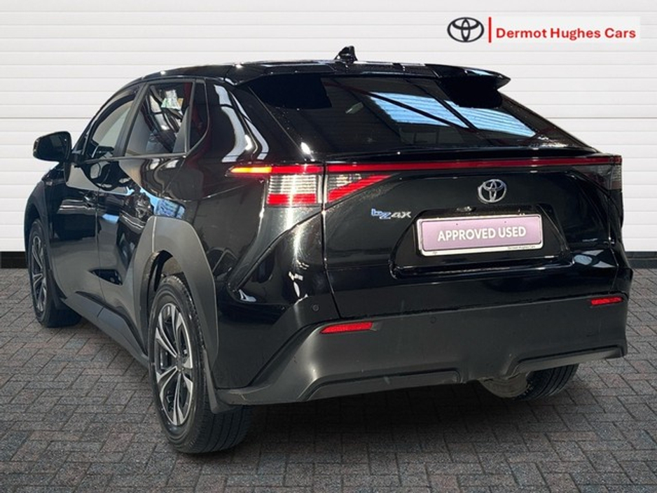 2023 Toyota bZ4X - image 2