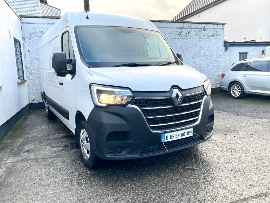 2023 Renault Master MM35 BUSINESS+ 2.3 BLUE DCI 135BHP MWB €18,000