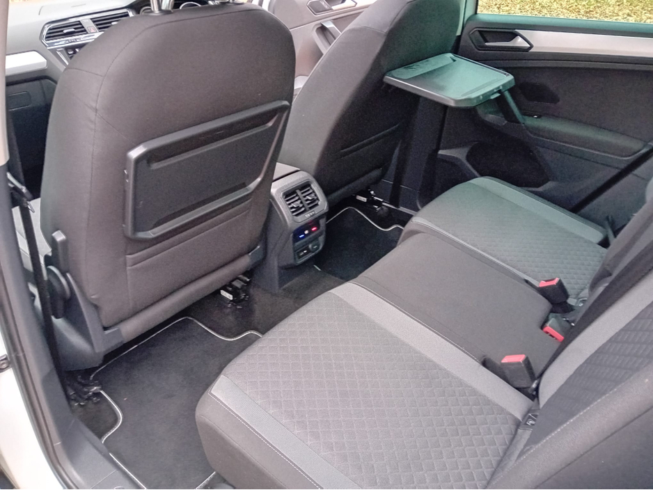 2019 Volkswagen Tiguan - image 11