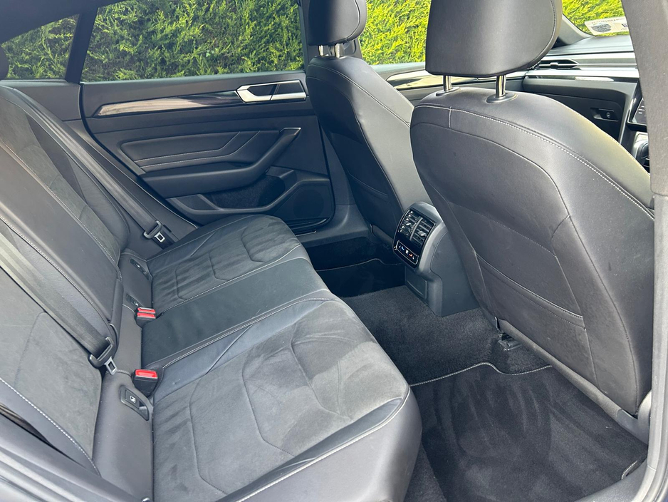 2023 Volkswagen Arteon - image 10