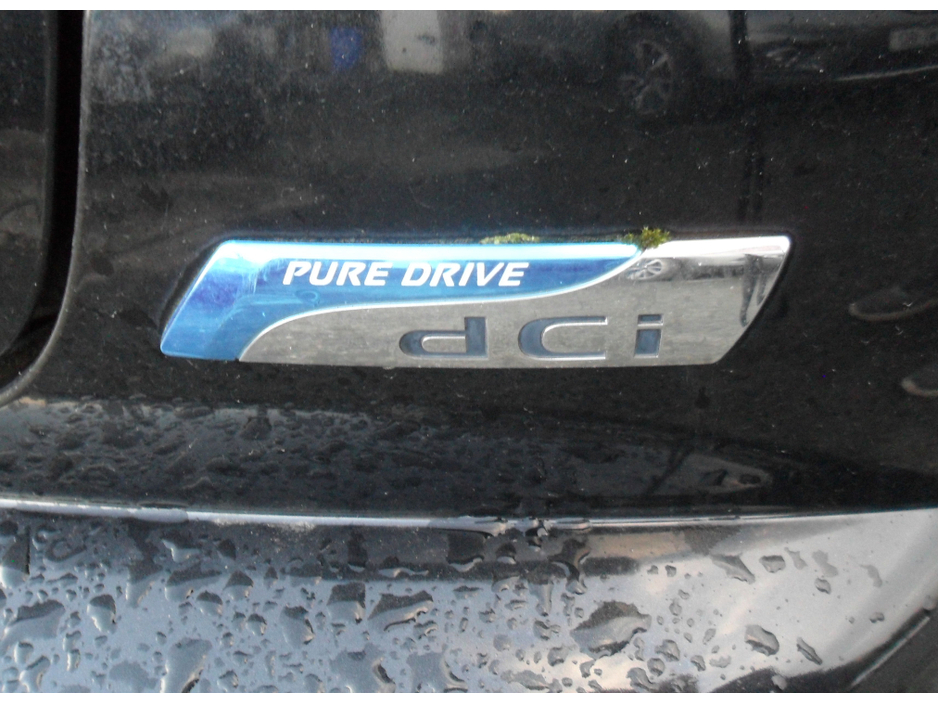 2013 Nissan Juke - image 21