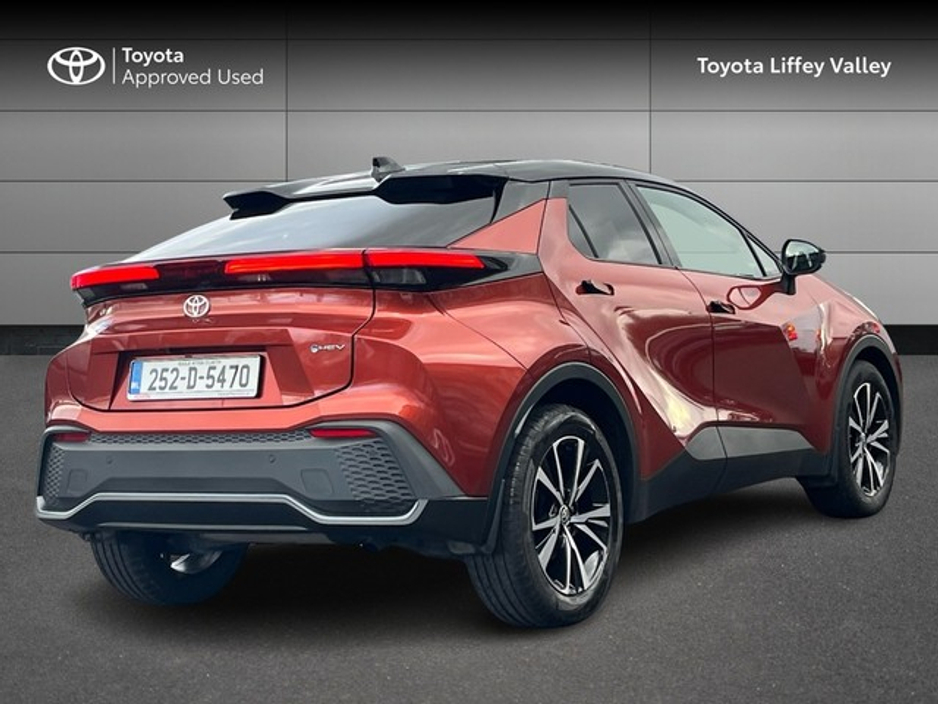 2025 Toyota C-HR - image 2