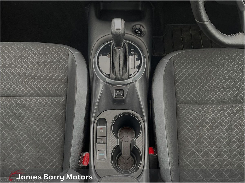 2024 Nissan Juke - image 13