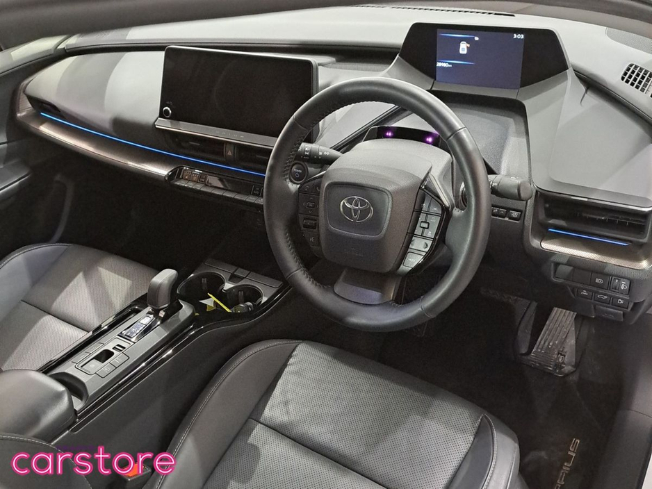 2024 Toyota Prius - image 15