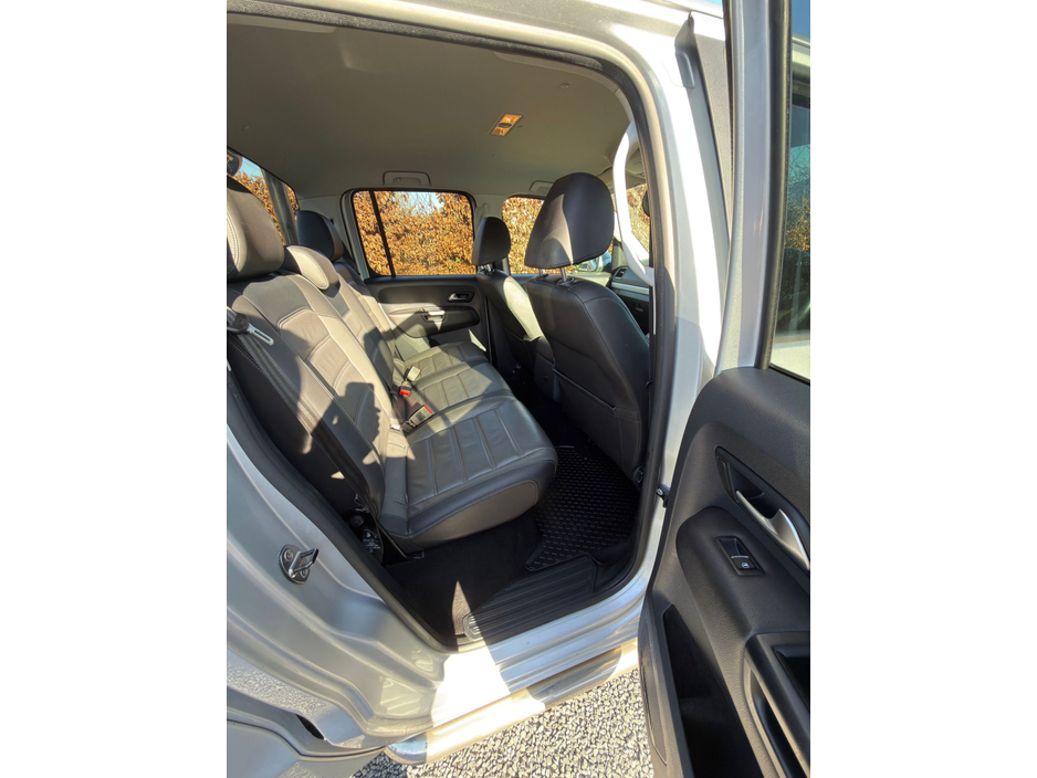 2018 Volkswagen Amarok - image 13