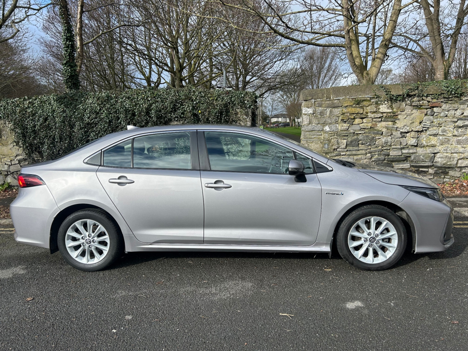 2021 Toyota Corolla - image 8