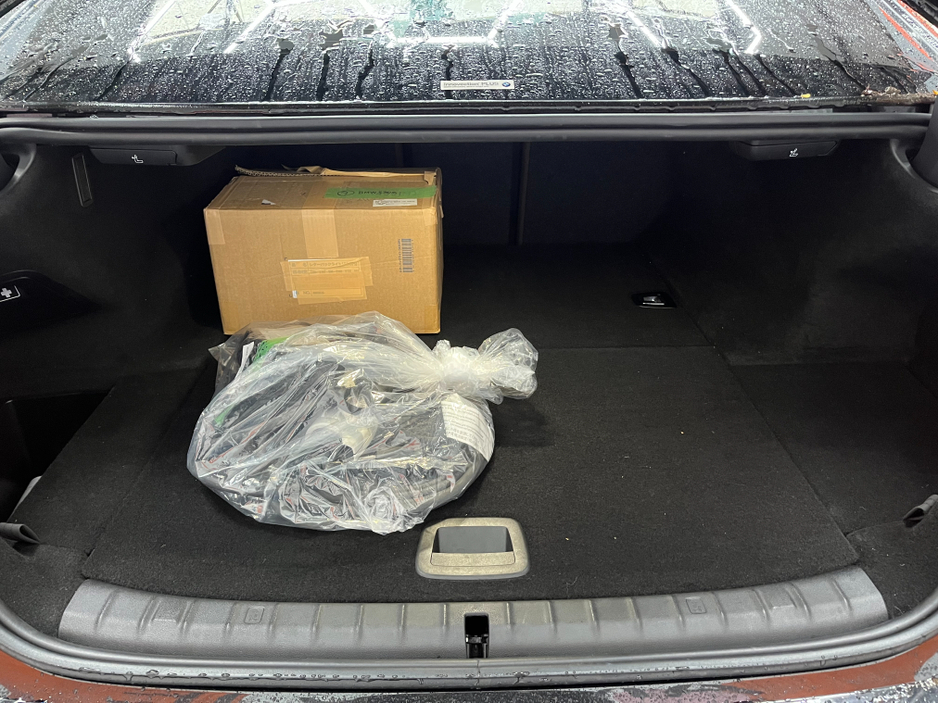 2020 BMW 5 Series - image 8