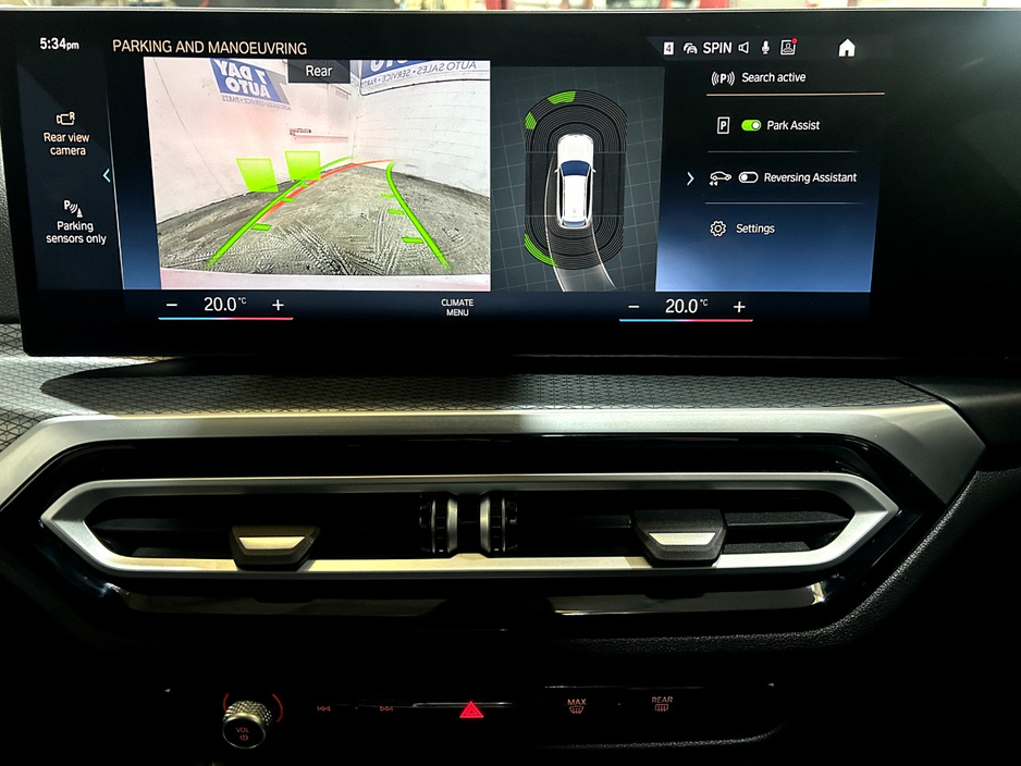 2023 BMW 3 Series - image 11