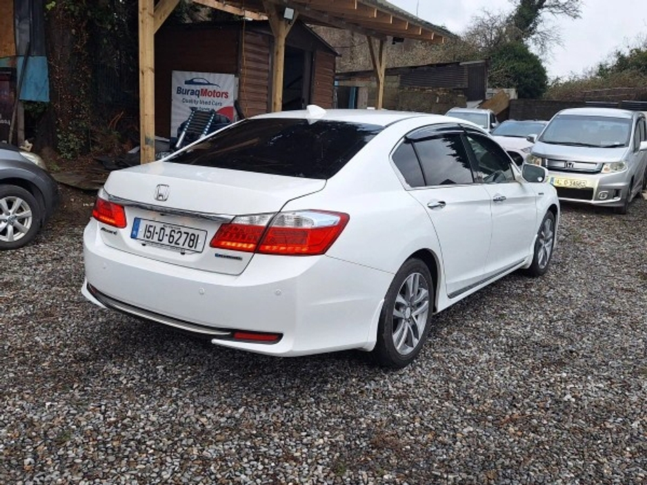 2015 Honda Accord - image 7